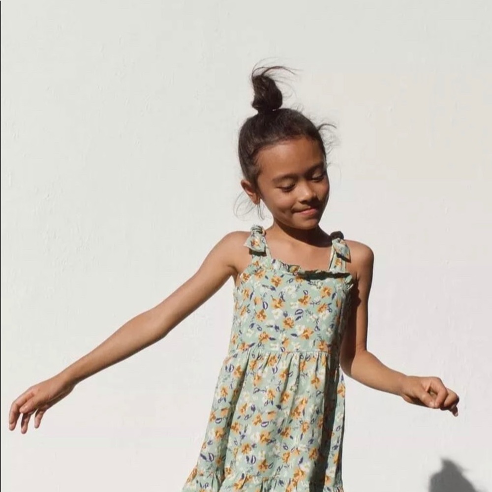 Zara Girl Pleated Floral Dress 11-12 years NWOT